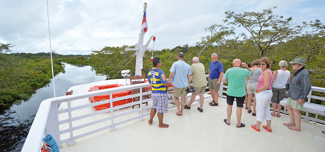 Aussicht an Deck des Expeditionsschiffes Iracema