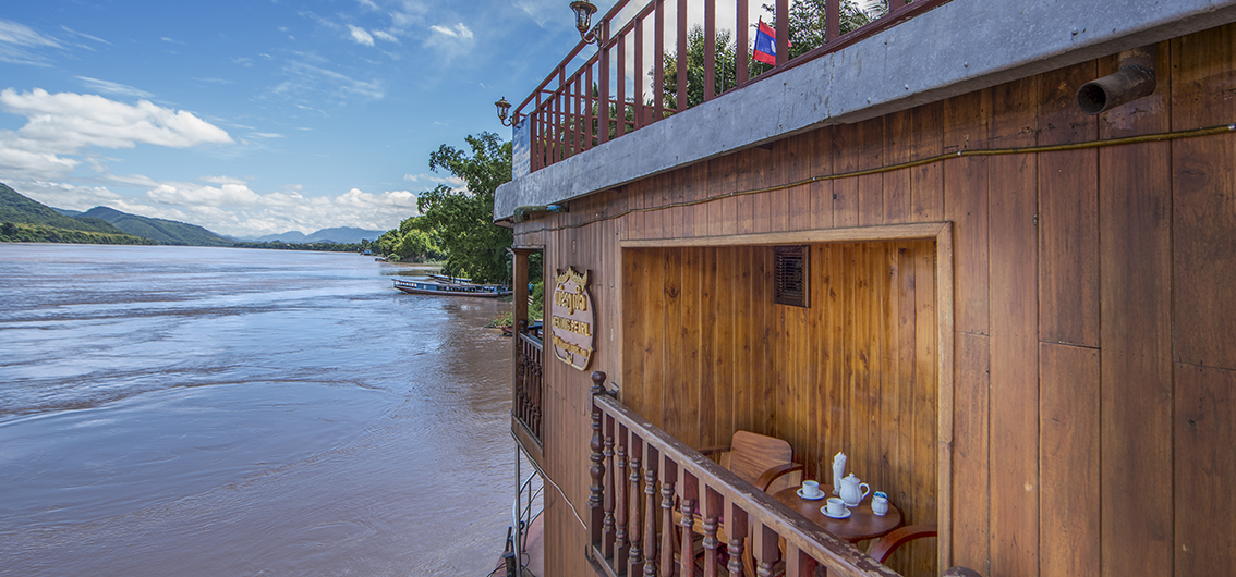 Ihr privater Balkon auf der Mekong Pearl (Deluxe-Kabine)