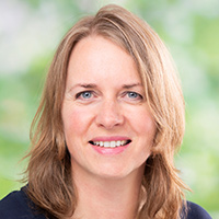 Doreen Brade Doreen Brade Ihre Ansprechpartnerin für Fragen & Buchung