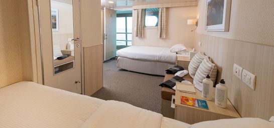 143_5_Yacht-Isabela-II-classic-cabin-7---Credit-Metropolitan-Touring