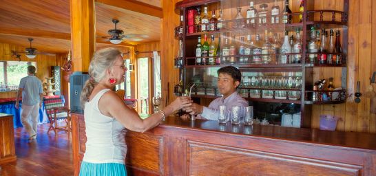 Bar auf der Mekong Sun