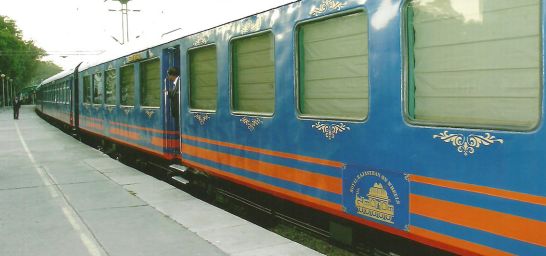 royal-rajasthan-on-wheels---x.jpg