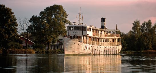 MS Diana auf dem Götakanal