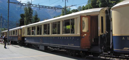 Alpine Classic Pullman