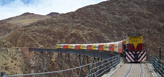 Der Tren a las Nubes Der Tren a las Nubes