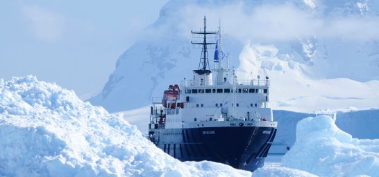 MS-Ortelius-im-Eis MS-Ortelius-im-Eis