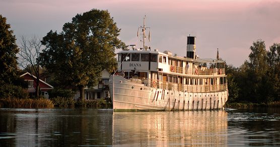 MS Diana auf dem Götakanal