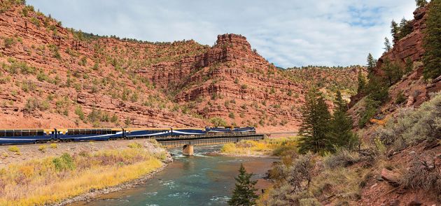 Der-Canyon-Spirit-i-Red-Canyon Der-Canyon-Spirit-i-Red-Canyon