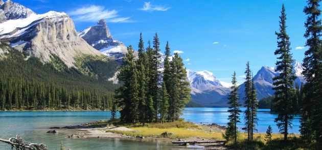 Maligne Lake im Jasper Nationalpark