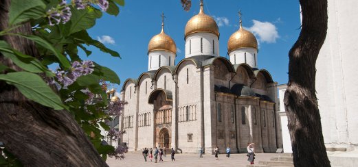 Unterwegs auf dem Moskauer Kreml-Gelände: Mariä-Entschlafens-Kathedrale