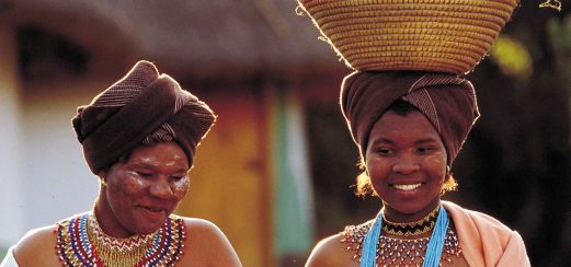Afrikanische Lebenfreude: Xhosa-Frauen Afrikanische Lebenfreude: Xhosa-Frauen