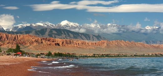 Der Issykkul-See - zweitgrößter Bergsee der Welt