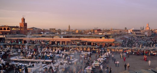 Djemaa el Fna - der zentrale Marktplatz in Marrakesch