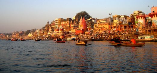 Auf dem Ganges in Varanasi