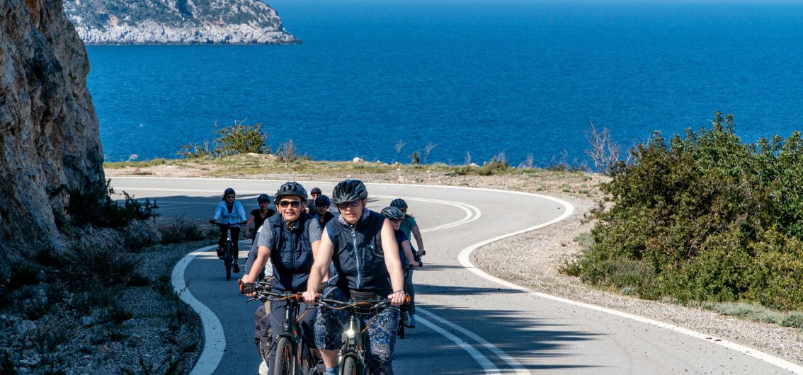 Per E-Bike durch Griechenland - An der Kueste entlang