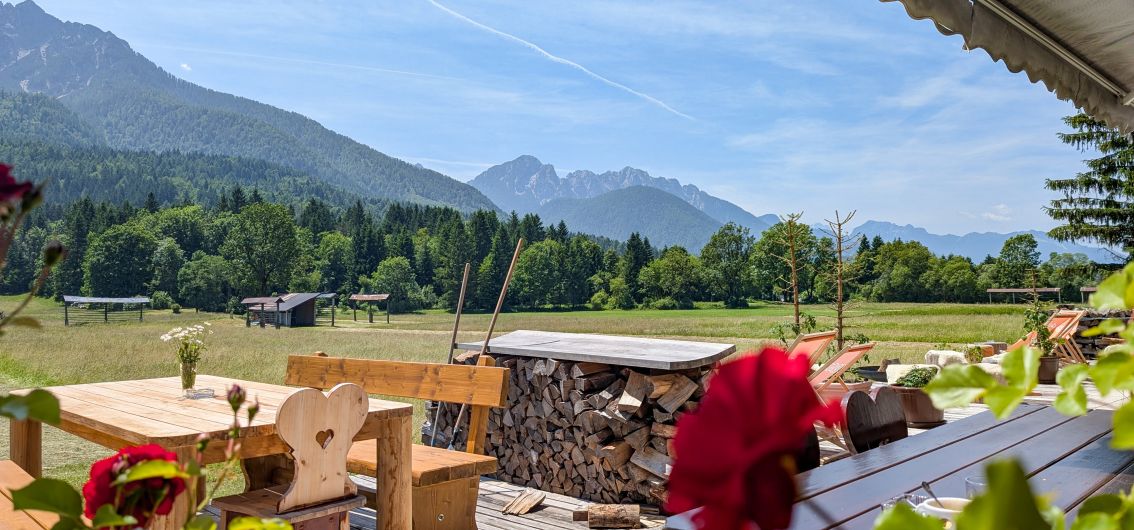 Per E-Bike über die Alpen - Zwischenstop mit Alpenpanorama
