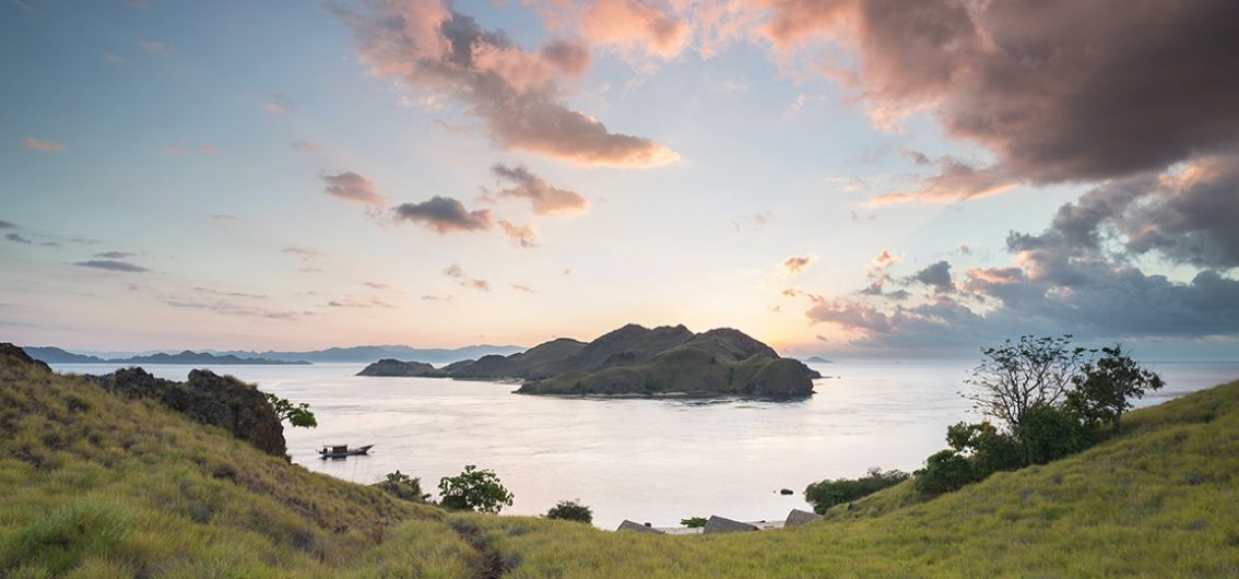 Sonnenaufgang auf Komodo