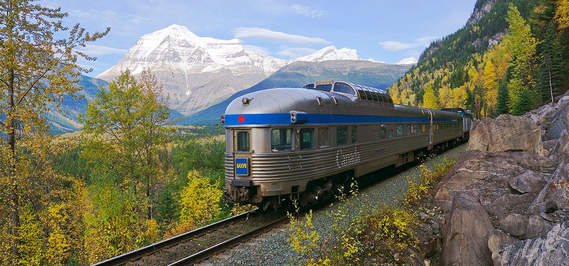 The Skeena: Ihr Zug vor dem Mount Robson