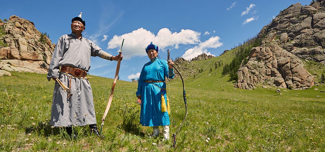 Traditionelle Bogenschützen, Mongolei