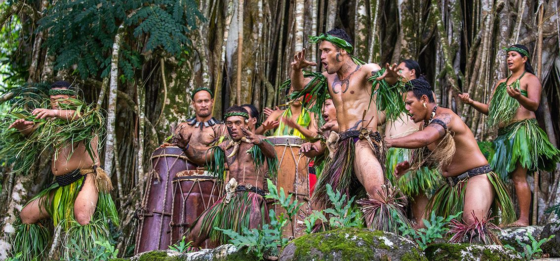 Traditioneller-Tanz-der-Marquesas---Credit-Paul-Spierenburg_1131158;1.jpg