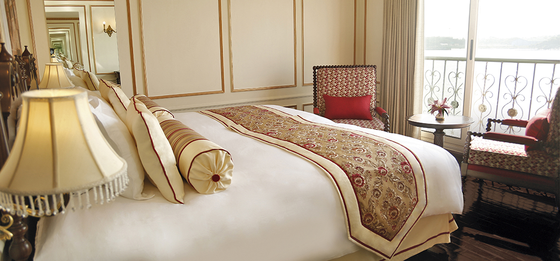 RV Ganges Voyager - Colonial-Suite