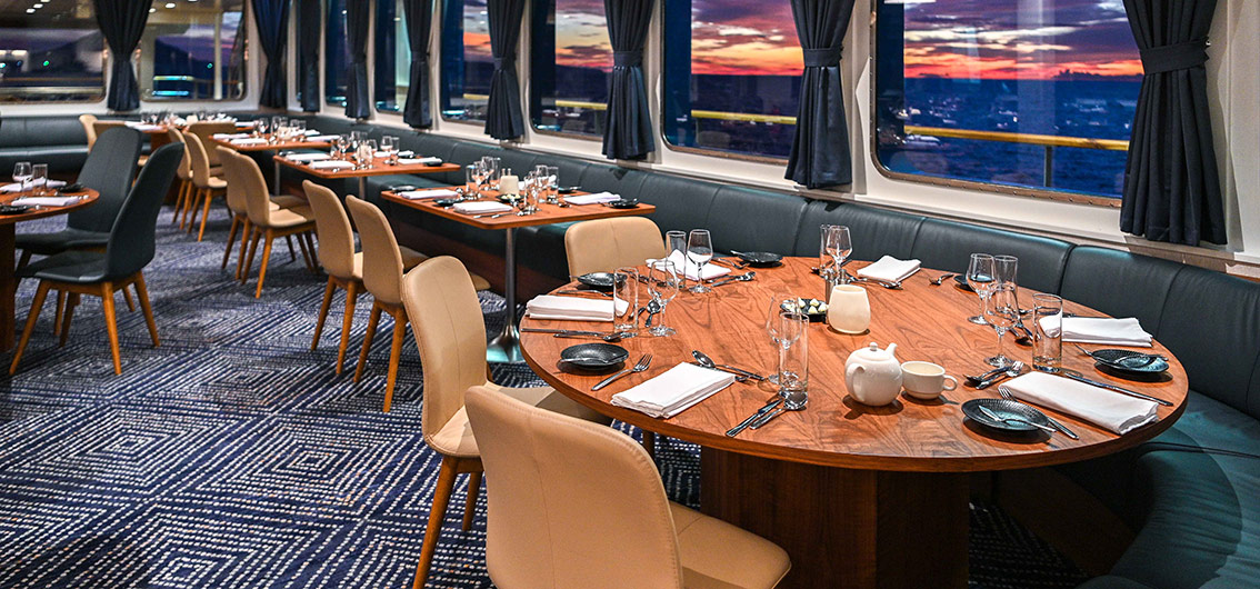 Coral_Adventurer_Restaurant---