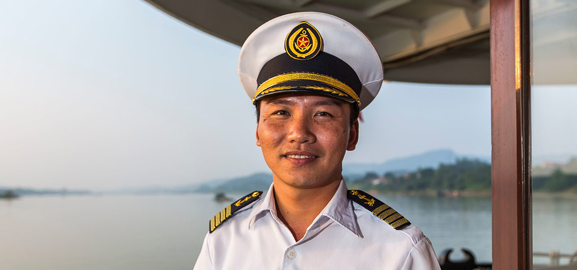 Ihr-Kapitän-RV_Angkor-Pandaw