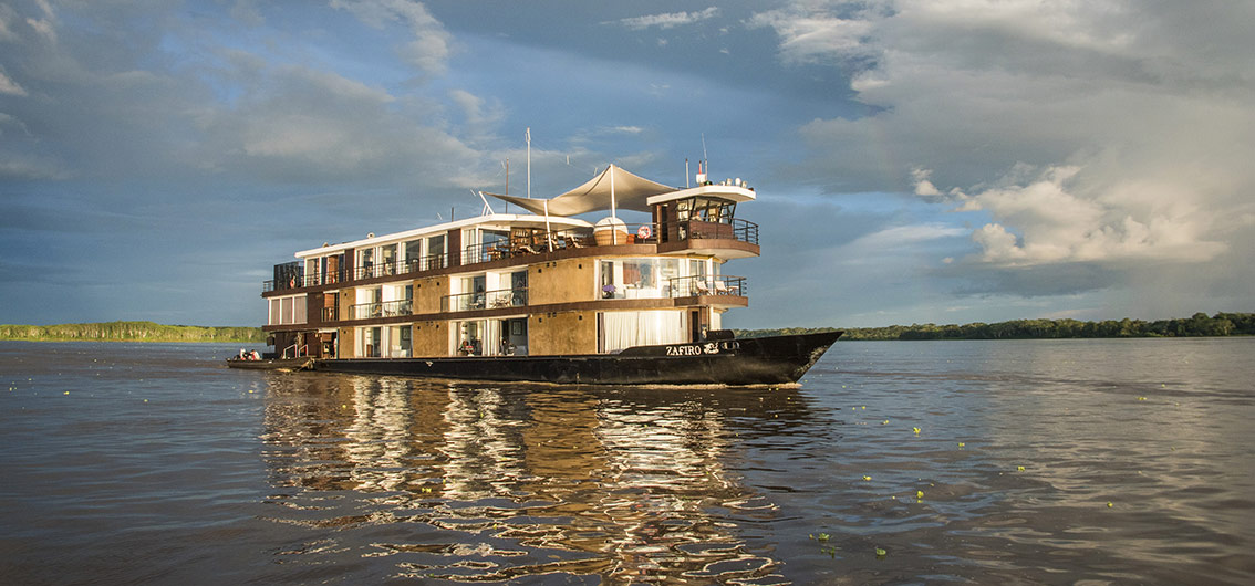 Ihr-Schiff-Zafiro---Credit-Jungle-Experiences